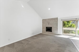 Building Photo - 55 Fairmount Ave