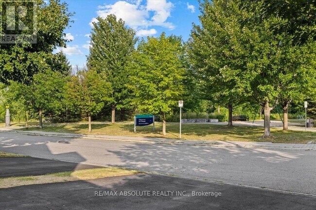 Building Photo - 206 Tempest Dr