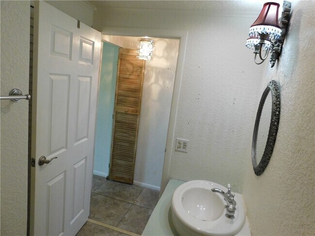 Foto del edificio - 485 7th Pl