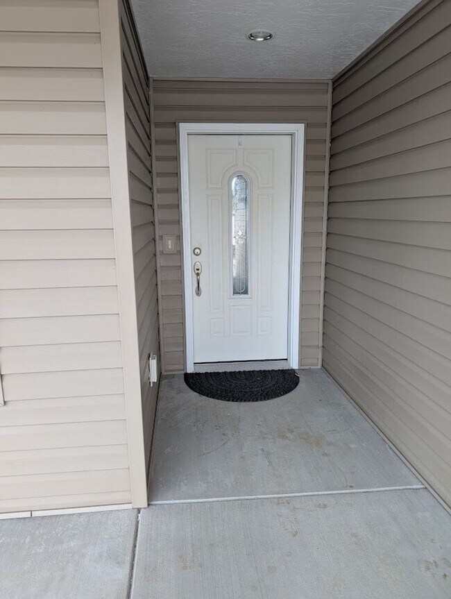 Foto del edificio - Gorgeous 3 Bed 2 Bath Clarkston Townhouse ...