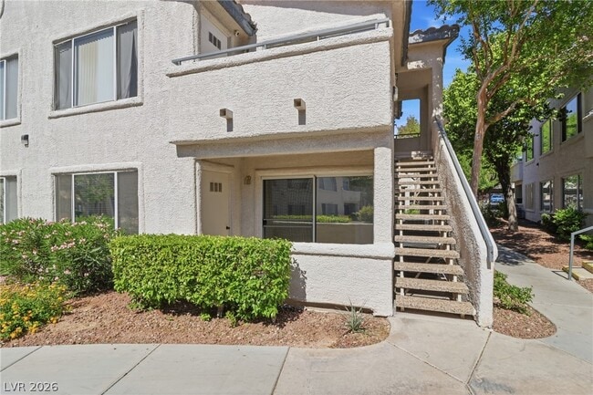 Building Photo - 3074 Tarpon