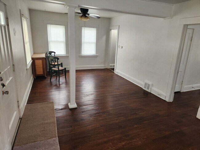 Foto del edificio - 4648 W 149th St