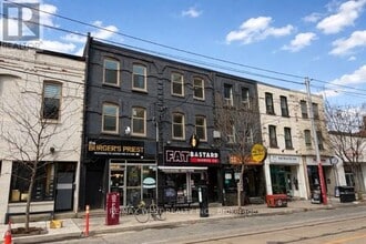 Building Photo - 1118 Queen St W