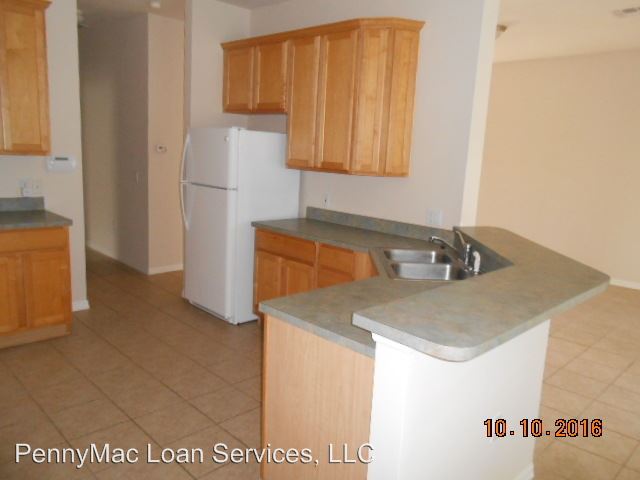 Building Photo - 360 Crystal River Dr