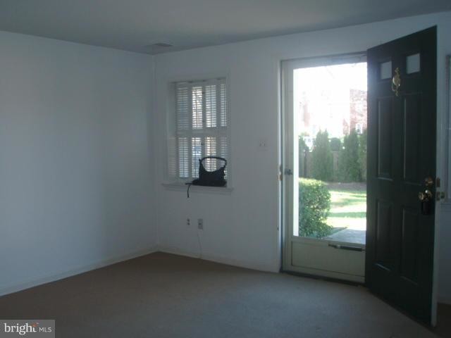 Building Photo - 6715 Hillandale Rd