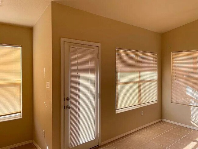 Building Photo - Come take a look at this three bedroom two...