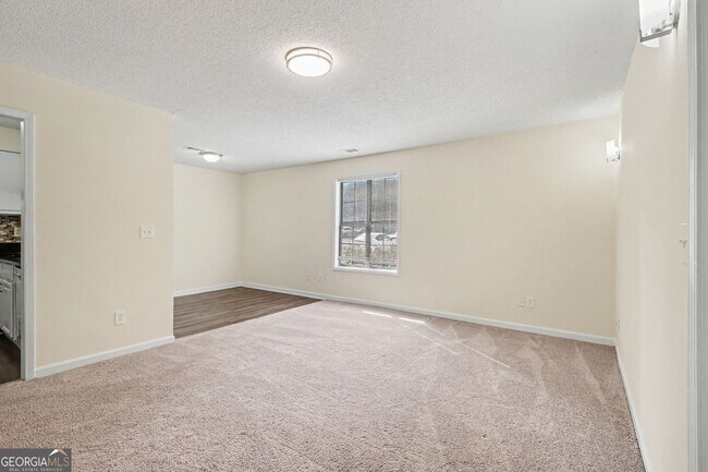 Building Photo - 2623 Dorian Dr SW