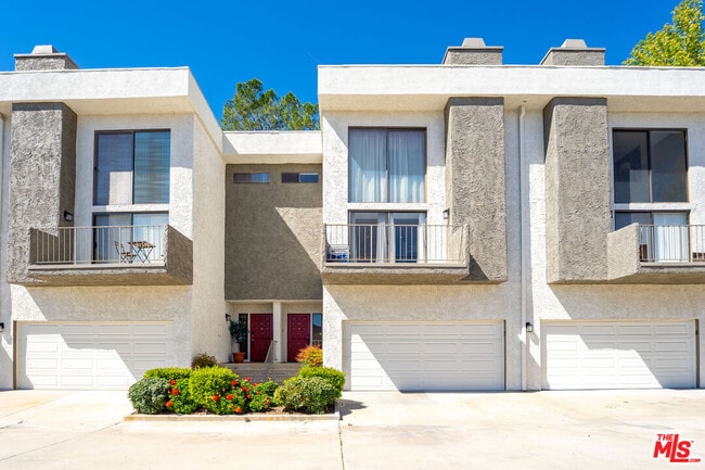 Building Photo - 4315 Freedom Dr