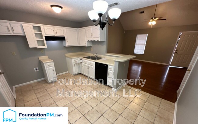 Building Photo - 5632 Dedo Cir