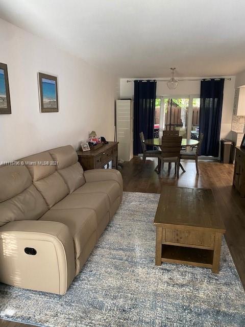 Building Photo - 5266 SW 123rd Ave  1 Cooper City Fl 33330