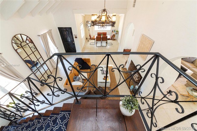 Foto del edificio - 2444 Prairie Ave