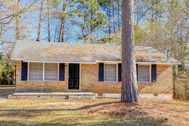 Building Photo - 8216 Saxon Ct