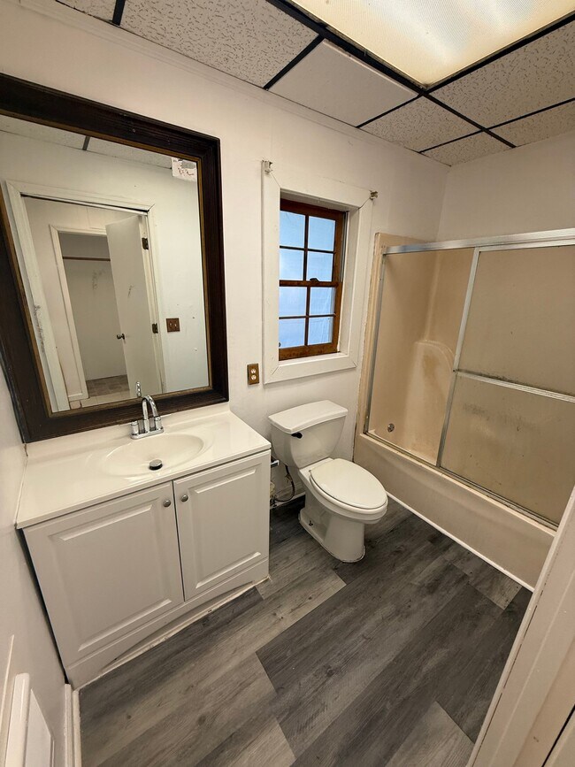 Foto del edificio - 1247 Wooten Dr