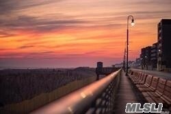 Foto del edificio - 120 Mitchell Ave