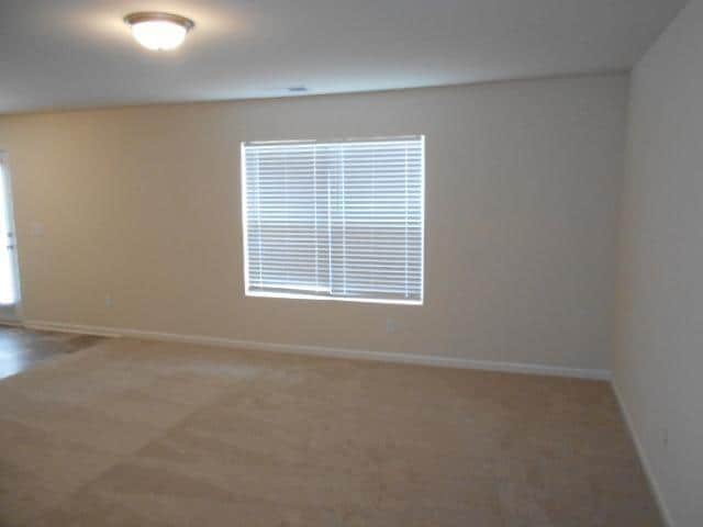 Building Photo - 3319 Twin Peaks Dr