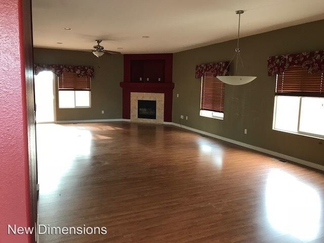 Foto del edificio - 1071 Village Knoll Dr