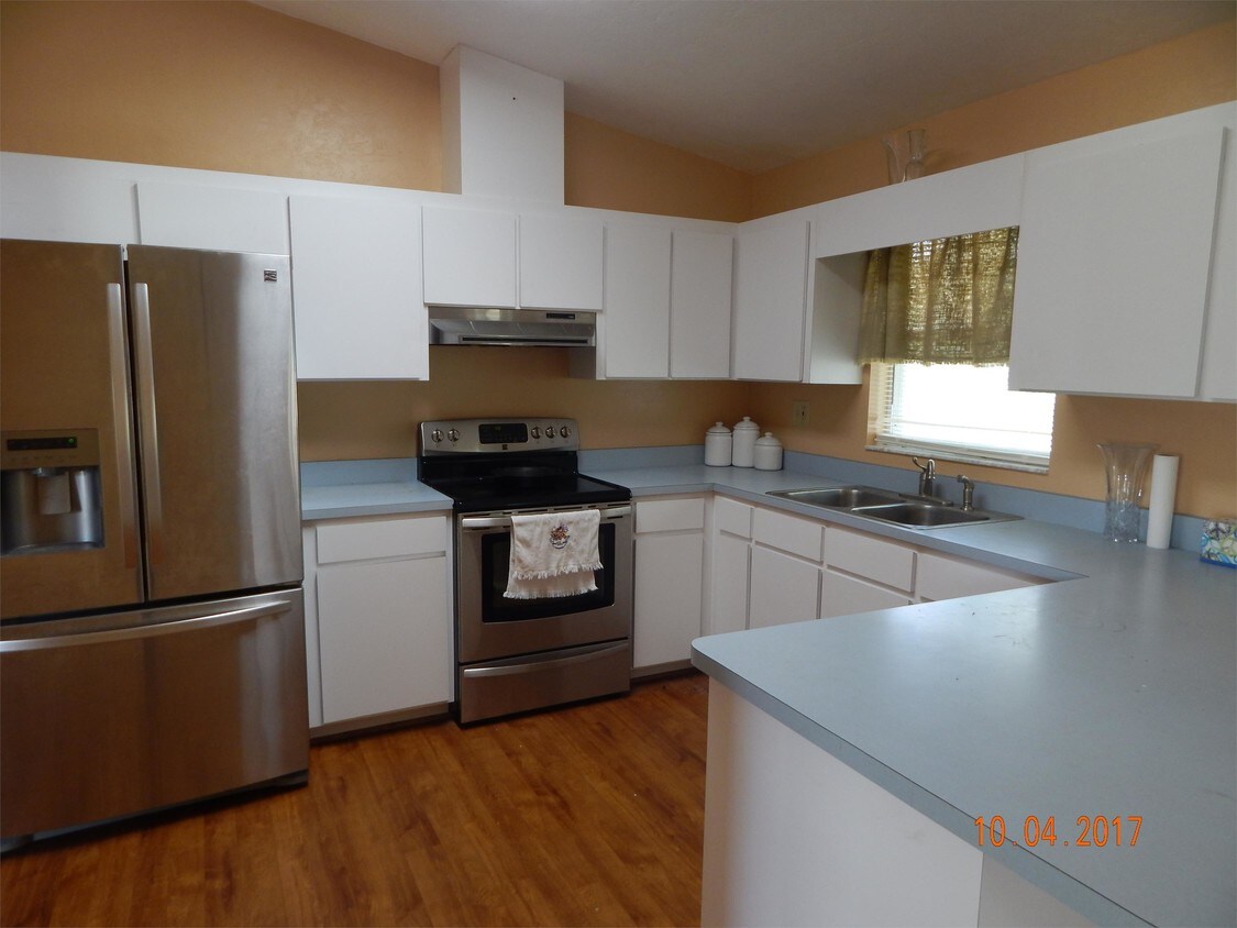 Primary Photo - 3850 SW 56th Trl