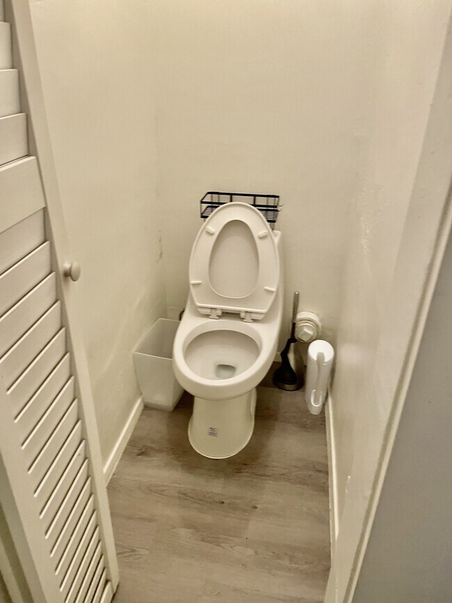 Foto del edificio - 547 Gayley Ave