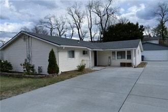 Building Photo - 55 Dover Dr