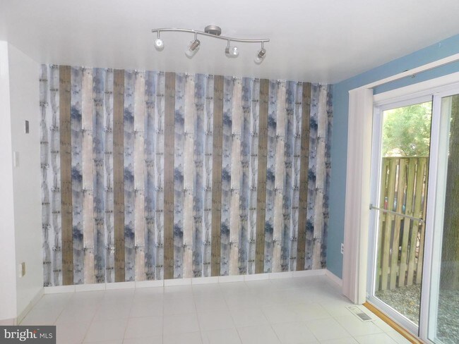 Foto del edificio - 10721 Lester St