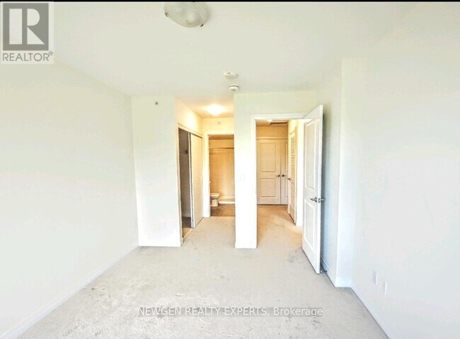 Building Photo - 2635 William Jackson Dr