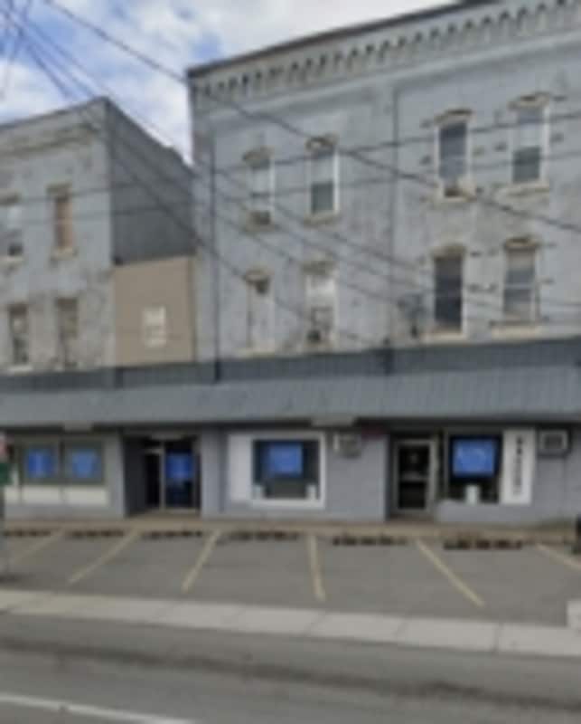 Building Photo - 984 Jefferson Ave