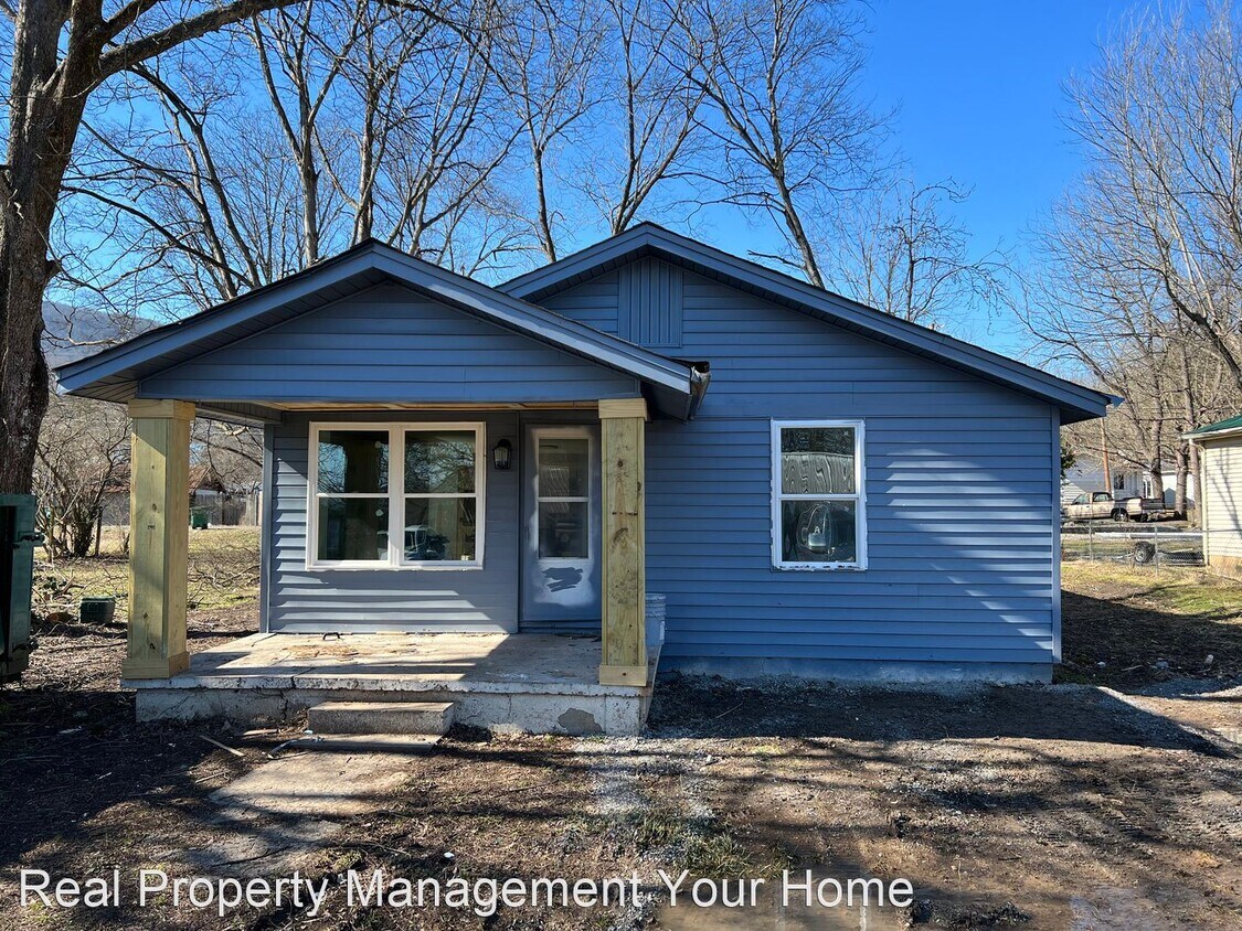 Building Photo - 3 br, 1 bath House - 114 Magnolia Ave