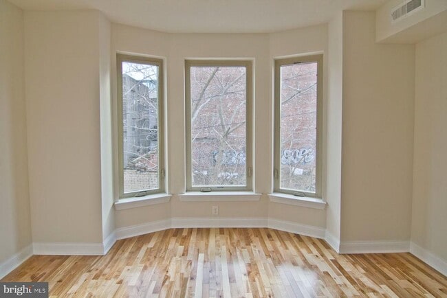 Foto del edificio - 1136 Hope St