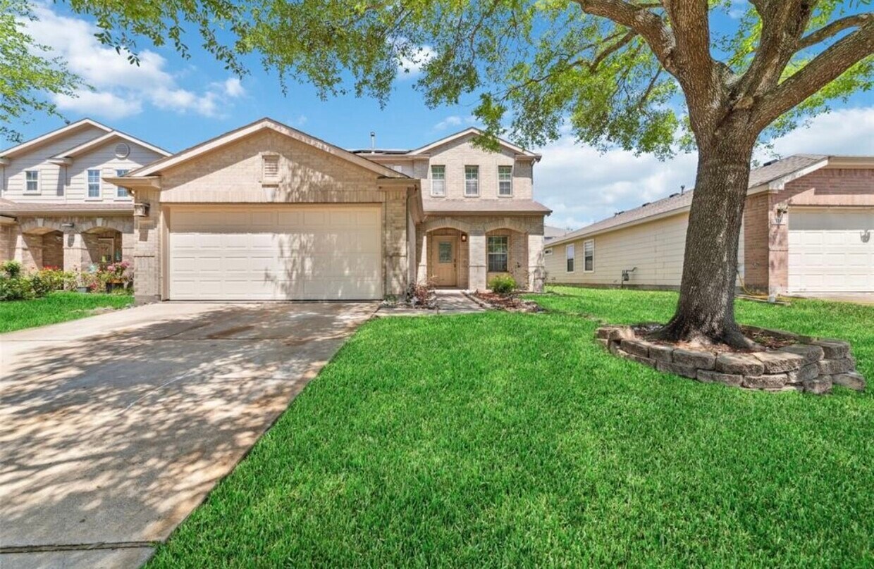 Foto principal - 13106 Crescent Manor Ln