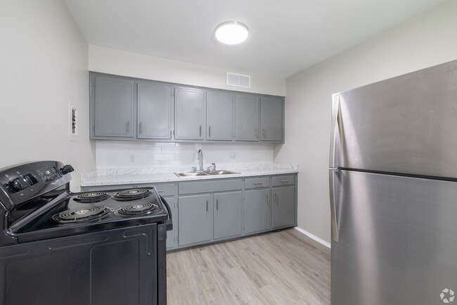 Interior Photo - Naveen Pine Apartments