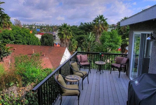 Backyard - 903 N Vendome St