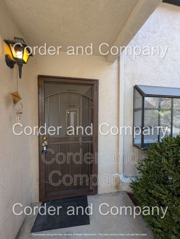 Foto del edificio - 6065 McKinney Dr NE