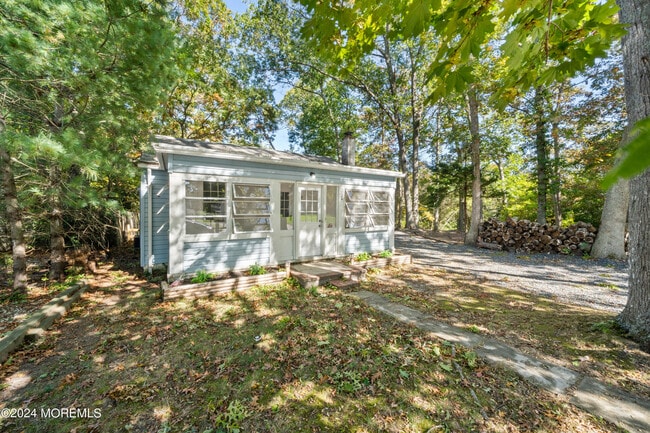 Building Photo - 1720 Serpentine Dr