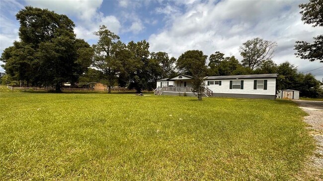 Foto del edificio - 21625 County Rd 37492