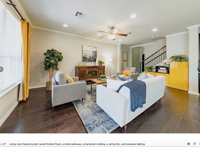 Foto del edificio - 13400 Briarwick Dr