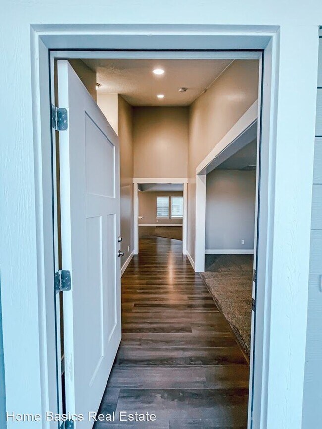 Foto del edificio - 2 br, 2 bath House - 1241 S 230 E