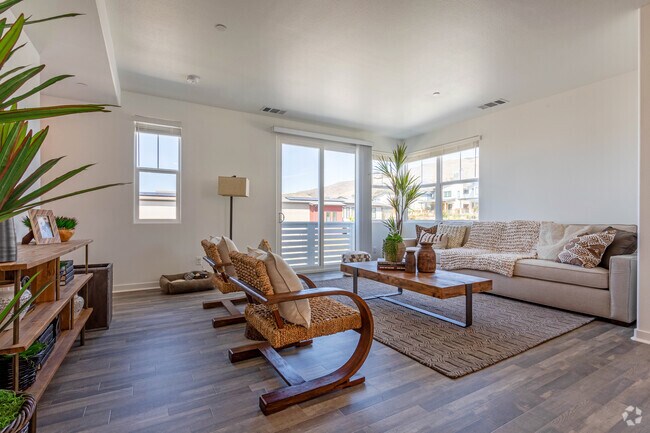 Interior Photo - Vinifera Townhomes