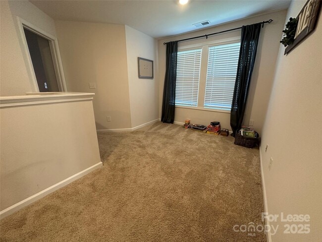 Building Photo - 596 Altamonte Dr