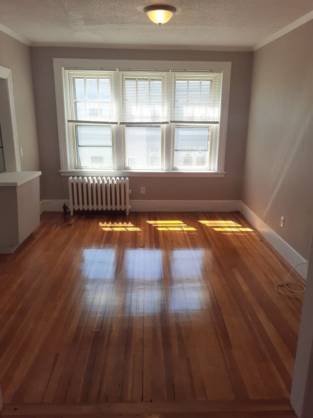 Primary Photo - COURT SQUARE ASSOCIATES