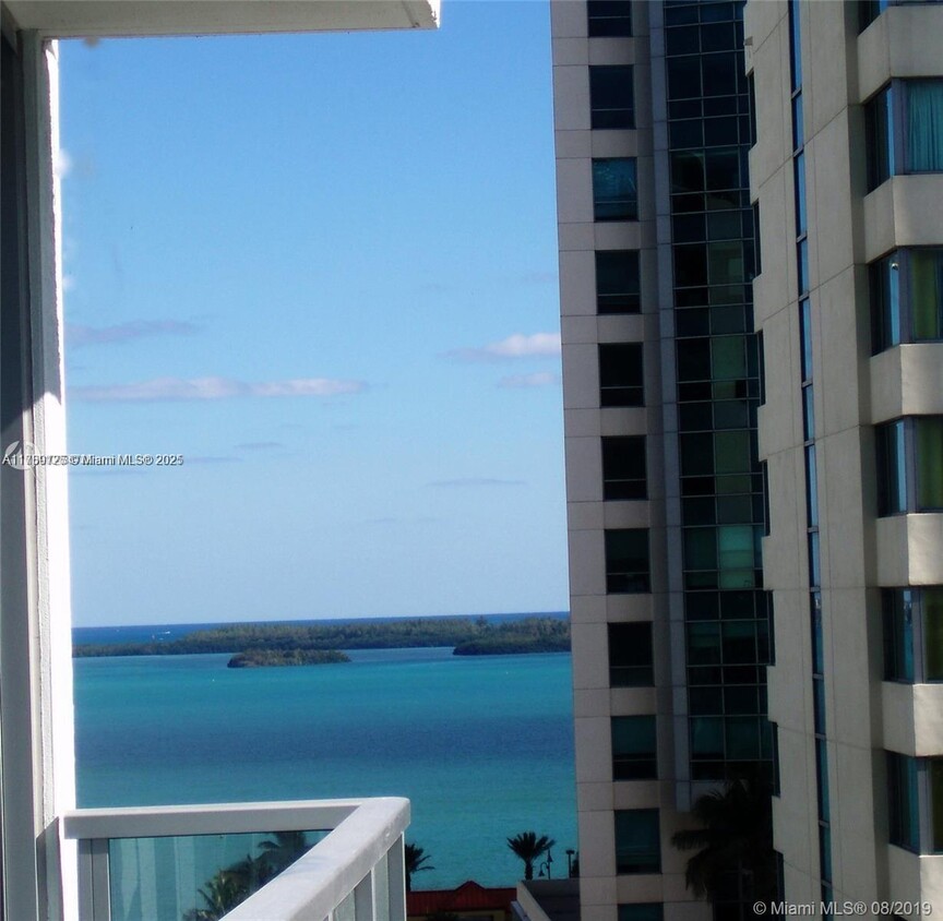 Foto principal - 1060 Brickell Ave