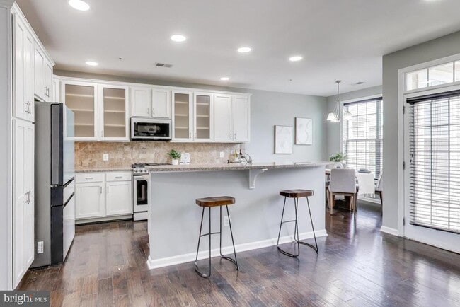 Foto del edificio - 23516 Hopewell Manor Terrace