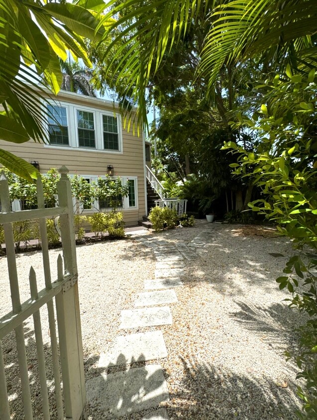 Photo - 3811 Washington Rd (West Palm Beach, FL)