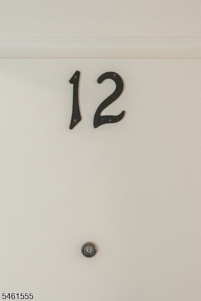 Foto del edificio - 39 Ledgewood Ave