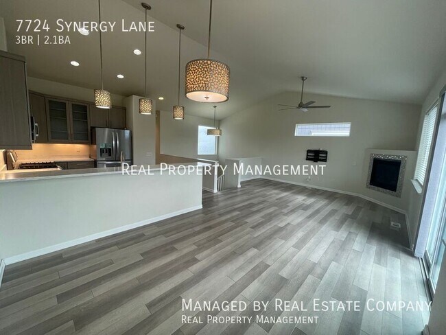 Foto del edificio - 7724 Synergy Ln