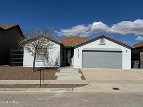 Building Photo - 7369 Dewberry Dr