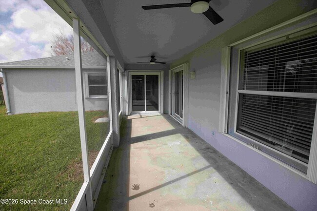 Foto del edificio - 3821 Long Leaf Dr