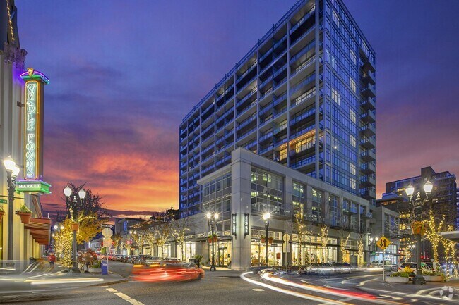 Building Photo - The Louisa Apartments