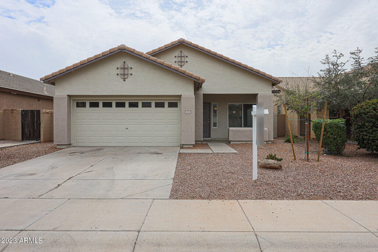 11613 W Monroe St, Avondale, AZ 85323 House for Rent in Avondale, AZ
