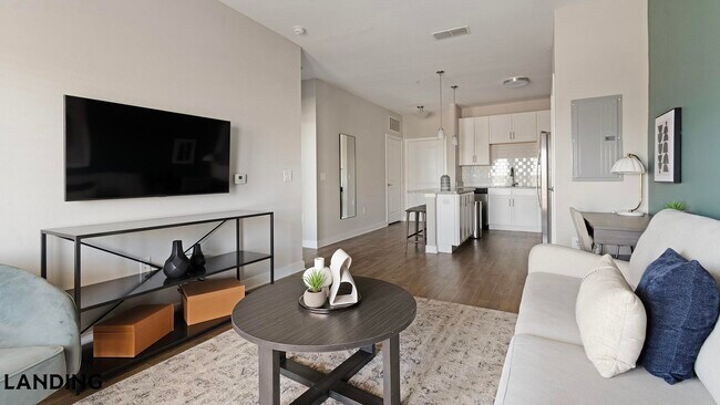 Foto del edificio - 215 Hunters Lk Wy