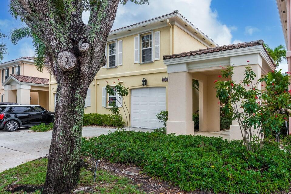 Foto principal - 2151 Tigris Dr